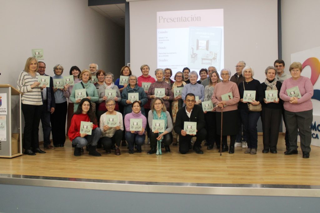 Fundación Miguel Carreras y la Biblioteca de La Almolda presentan el libro “La mesa de antaño y de siempre: Recetas almoldanas”